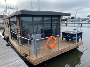 Hausboot Fjord Vineta mit Biosauna in Barth in Barth